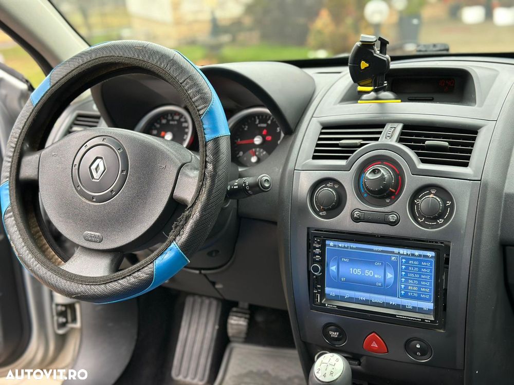 Renault Megane II Estate 1.6 Pack Authentique - 12