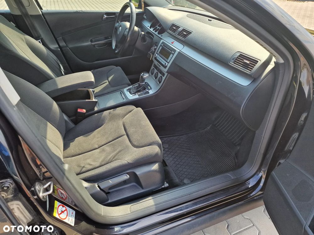 Volkswagen Passat Variant 2.0 TDI Comfortline DSG - 10