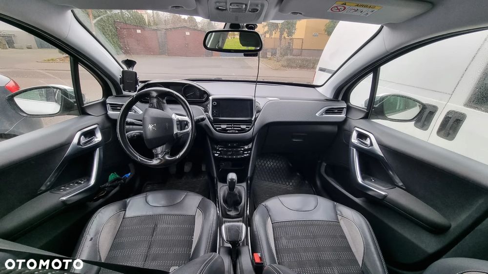 Peugeot 2008 1.2 Pure Tech Access EU6 - 8