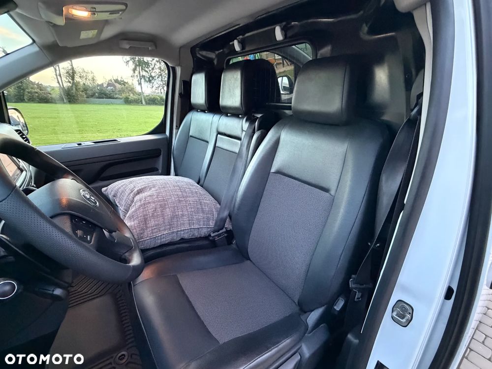 Toyota PROACE - 32