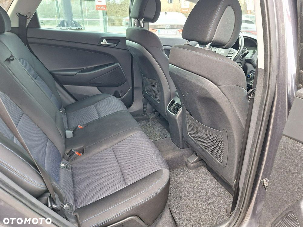 Hyundai Tucson 1.6 GDi Comfort 2WD - 30