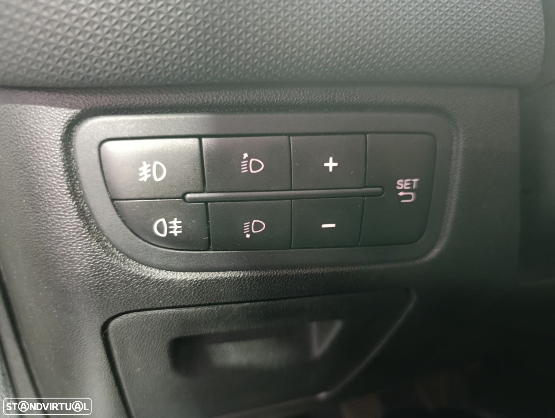 Fiat Punto 1.2 Young II S&S - 12