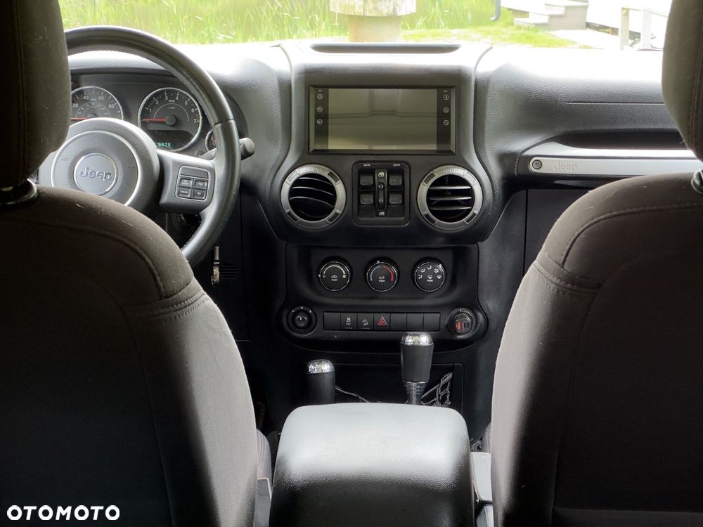 Jeep Wrangler - 17