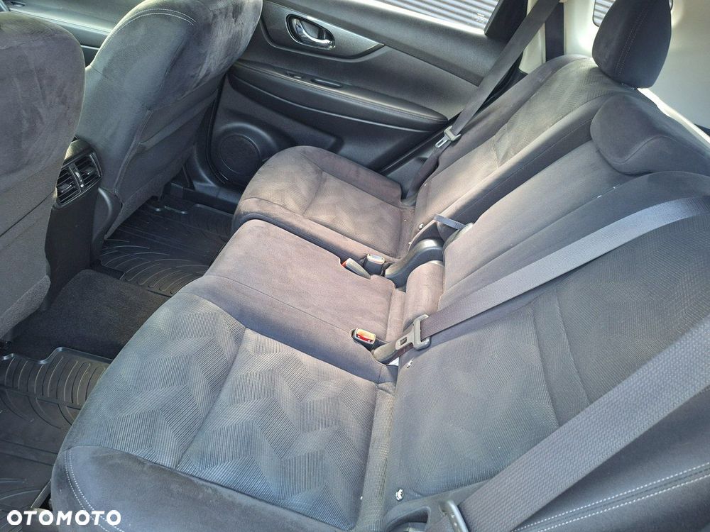 Nissan X-Trail - 15