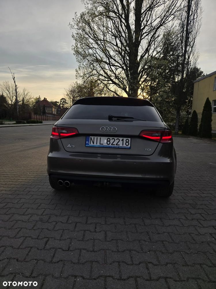 Audi A3 Sportback 2.0 TDI Ambition - 14