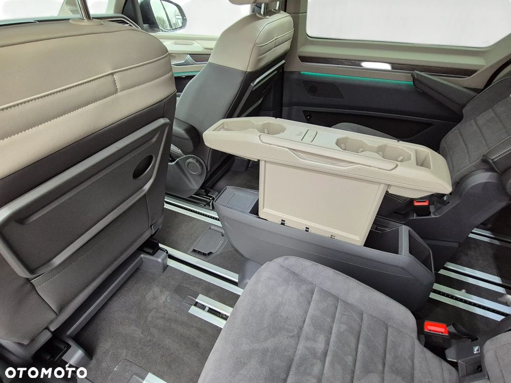 Volkswagen Multivan 2.0 TDI L2 Life DSG - 12