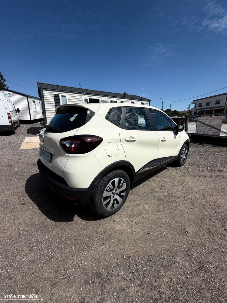 Renault Captur 1.5 dCi Red Edition - 12