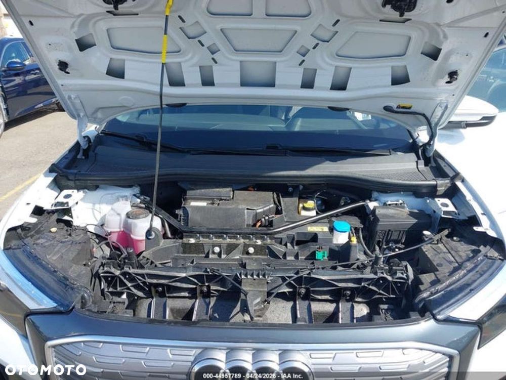 Audi Q4 e-tron - 9