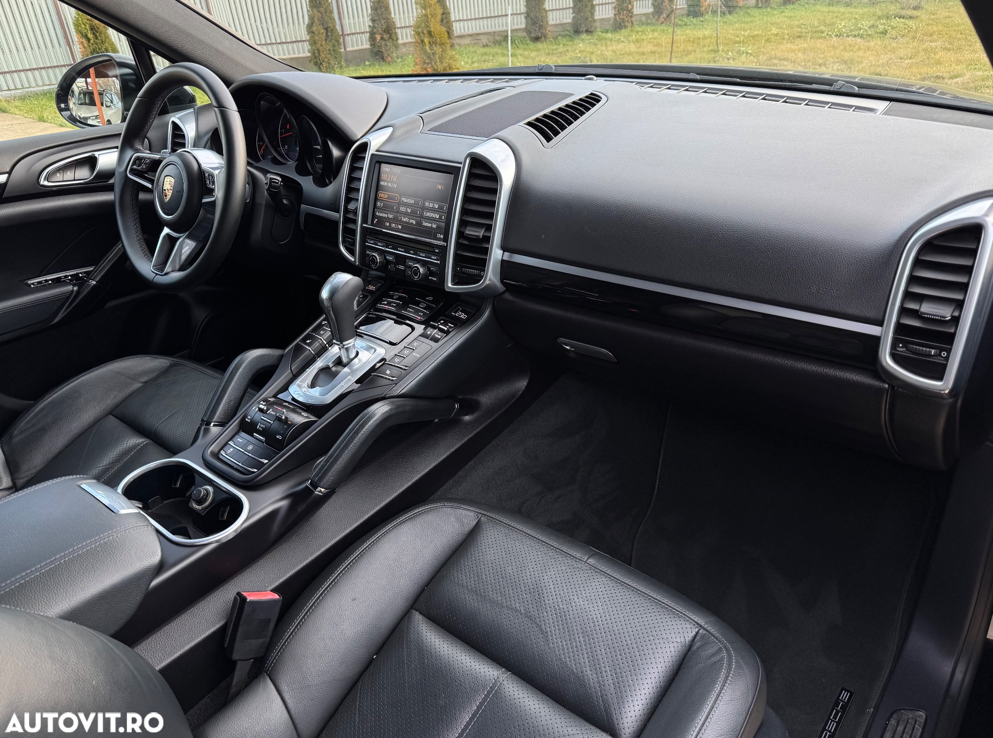 Porsche Cayenne Diesel Platinum Edition - 14