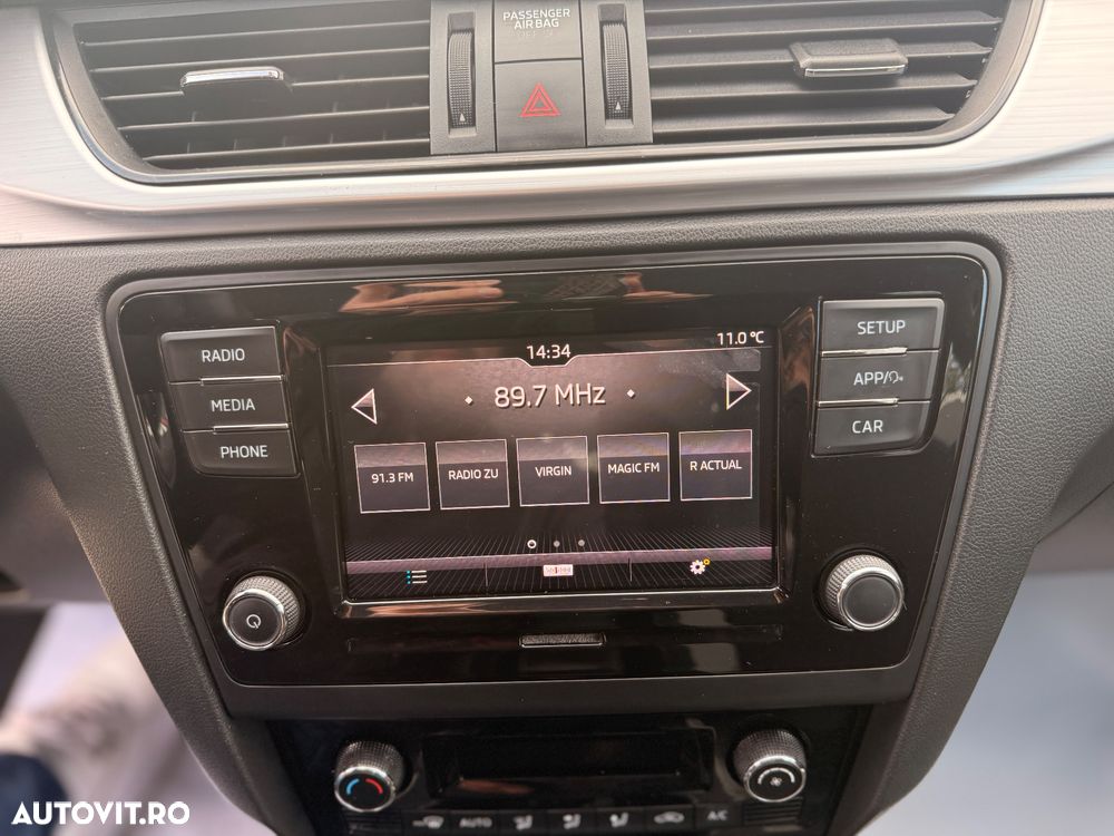 Skoda RAPID 1.0 TSI Style - 12