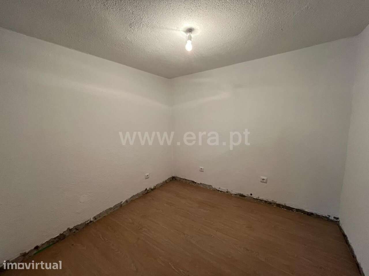Moradia T3 / Seia, Seia, São Romão e Lapa dos Dinheiros - Grande imagem: 3/9