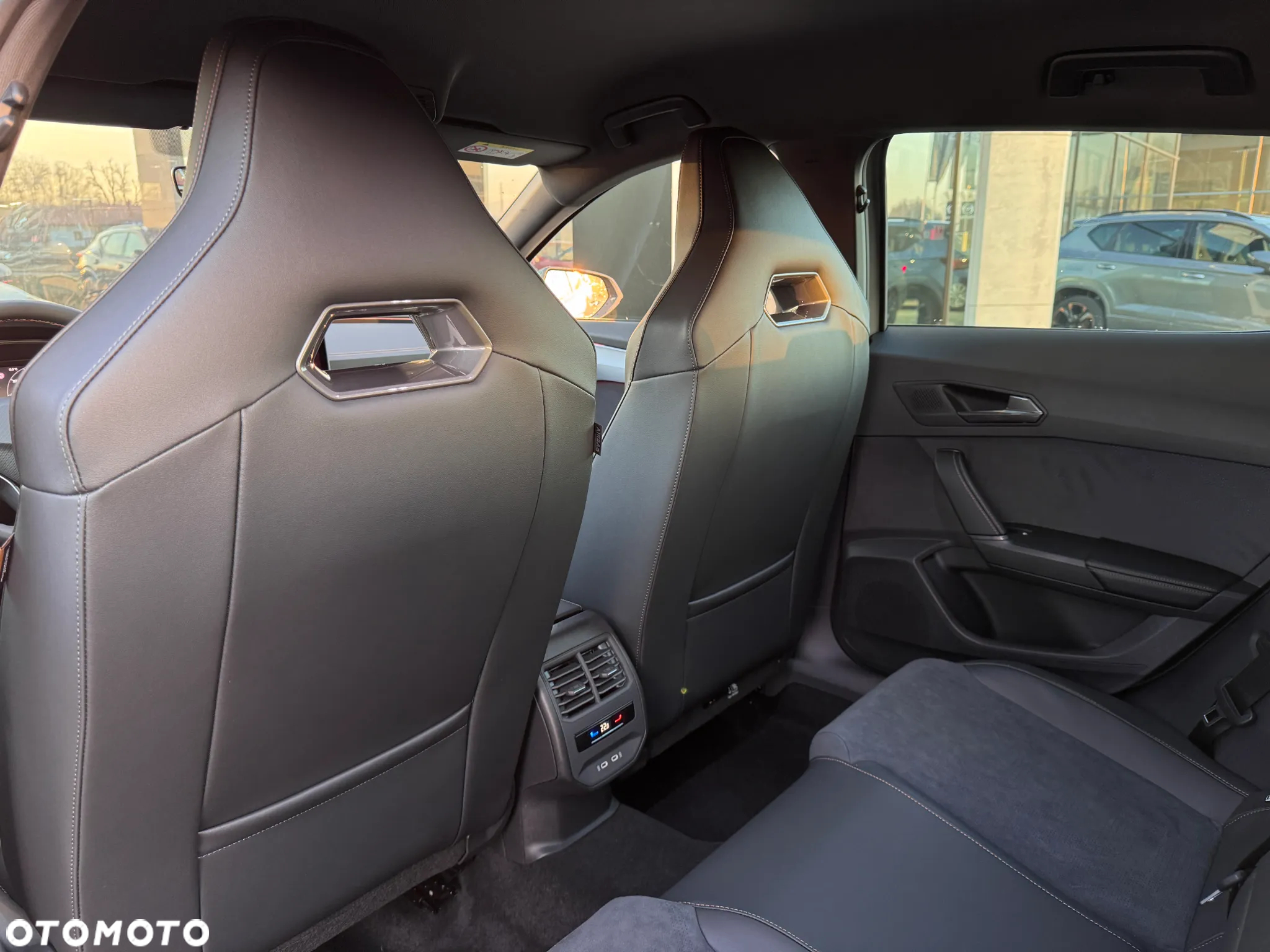 Cupra Formentor 1.5 eTSI mHEV DSG - 13