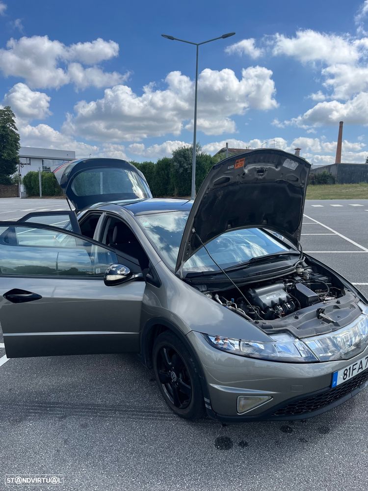 Honda Civic 1.4 Comfort - 19
