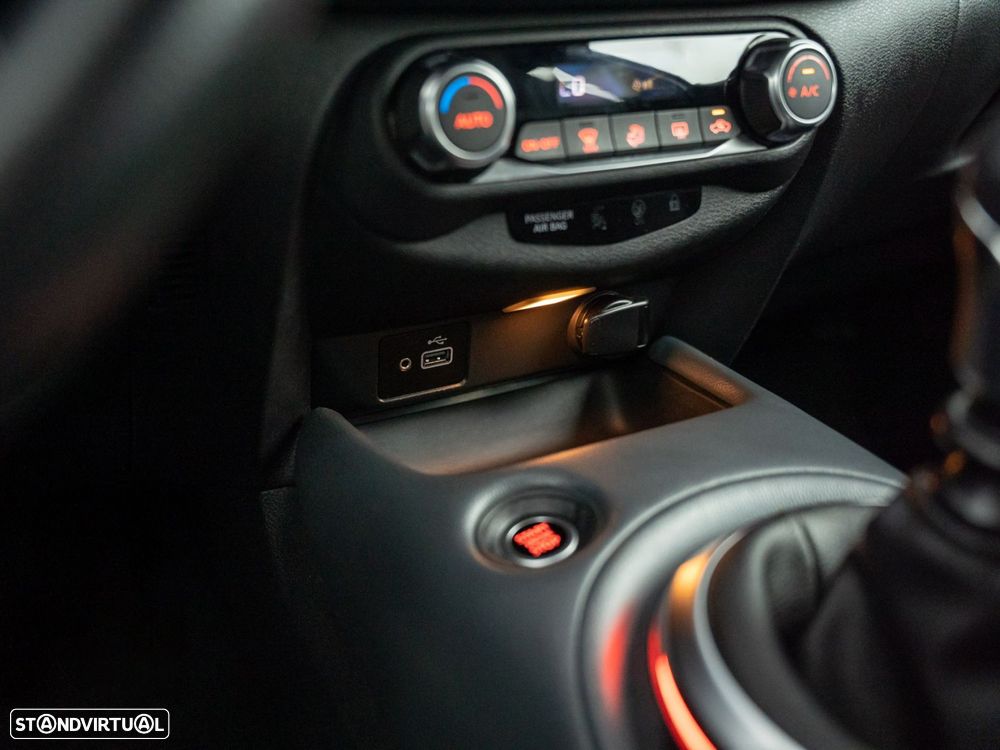 Nissan Juke 1.0 DIG-T Tekna - 29
