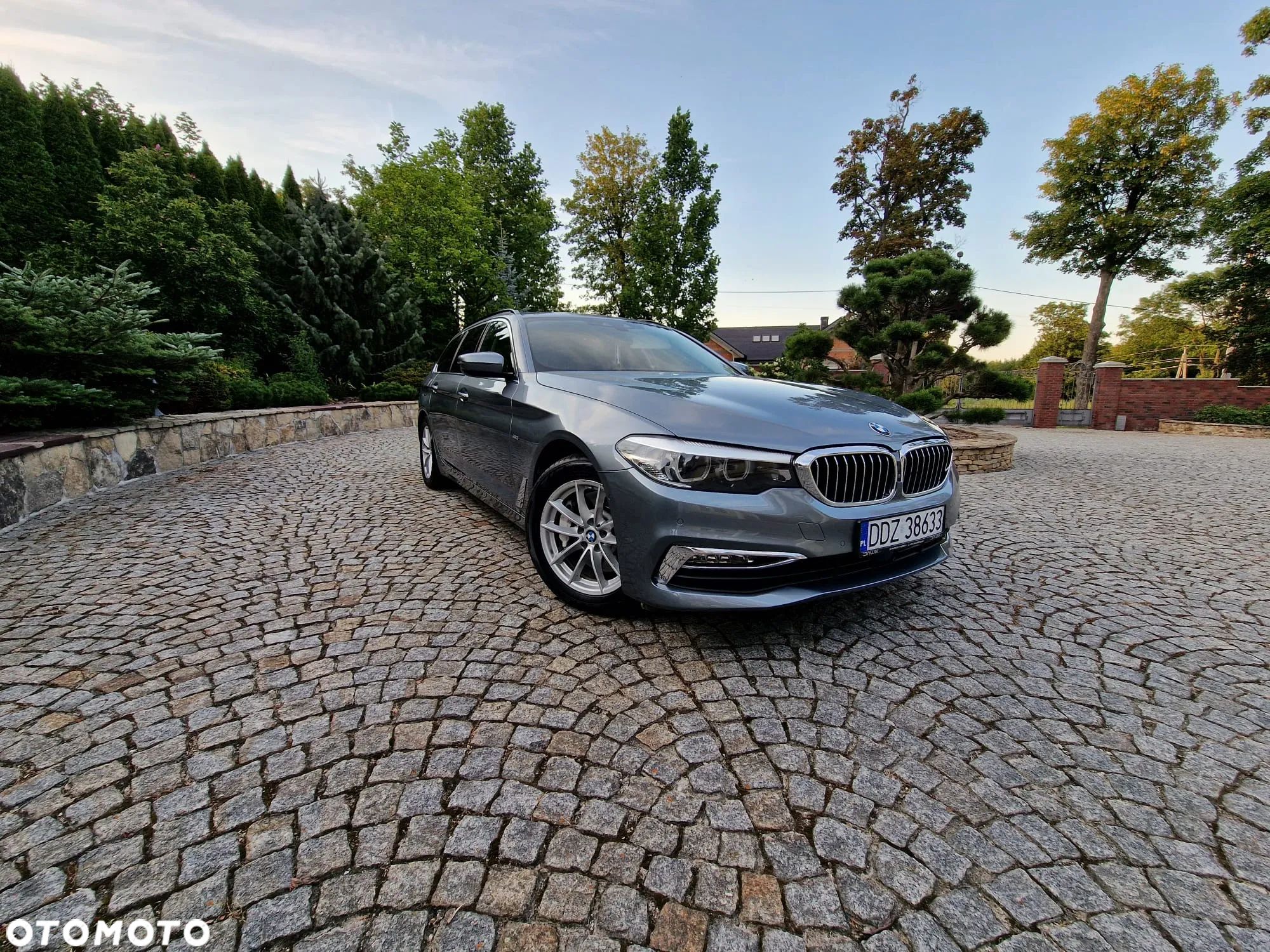 BMW Seria 5 530d xDrive - 1