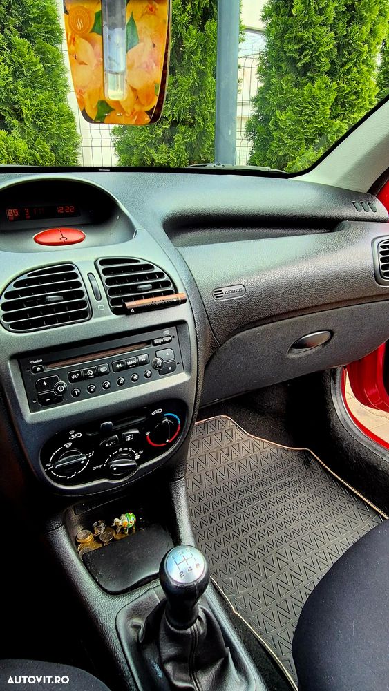 Peugeot 206 - 7