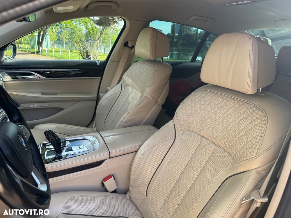 BMW Seria 7 730d xDrive - 9