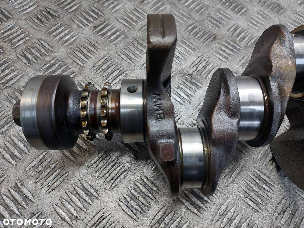 WAŁ KORBOWY BMW E46 1.8 16V 115 KM N42 - 2