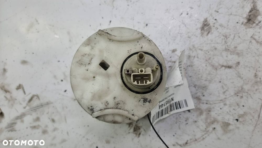 POMPKA PALIWOWA MERCEDES W 221 - 2