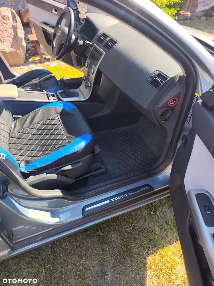 Volvo V50 - 3