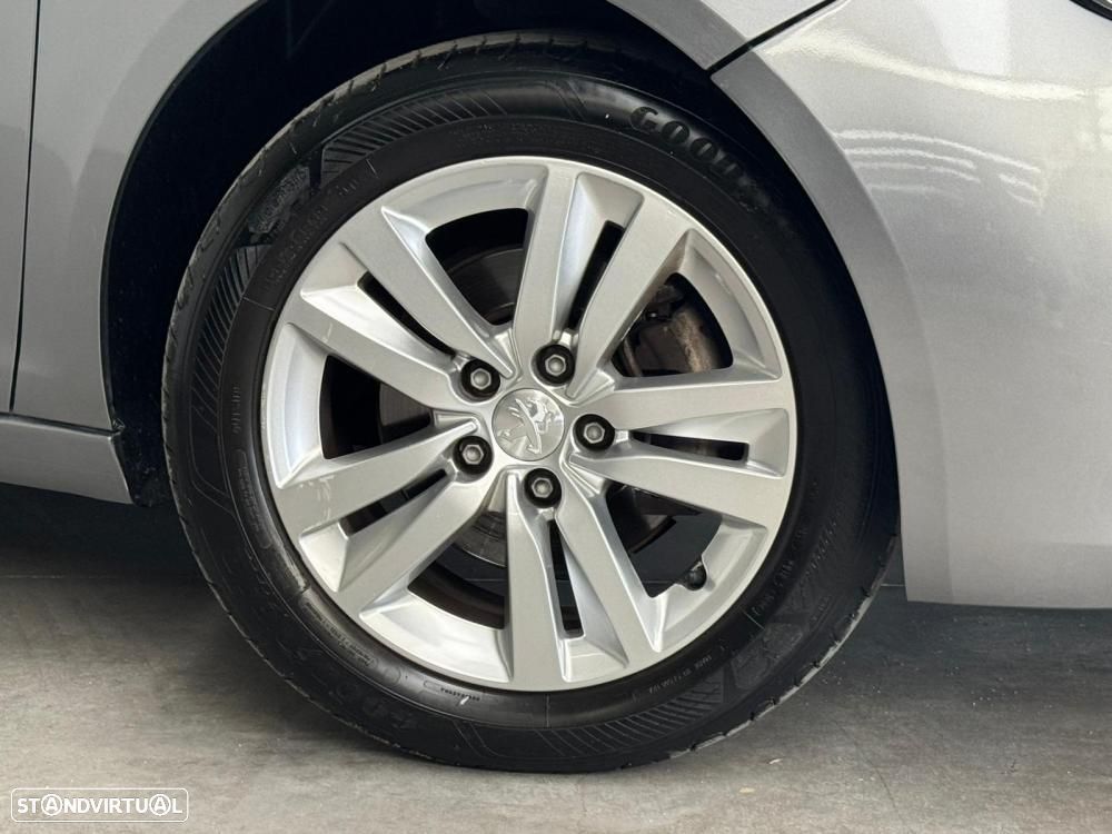 Peugeot 308 1.5 BlueHDi Allure Pack EAT8 - 6