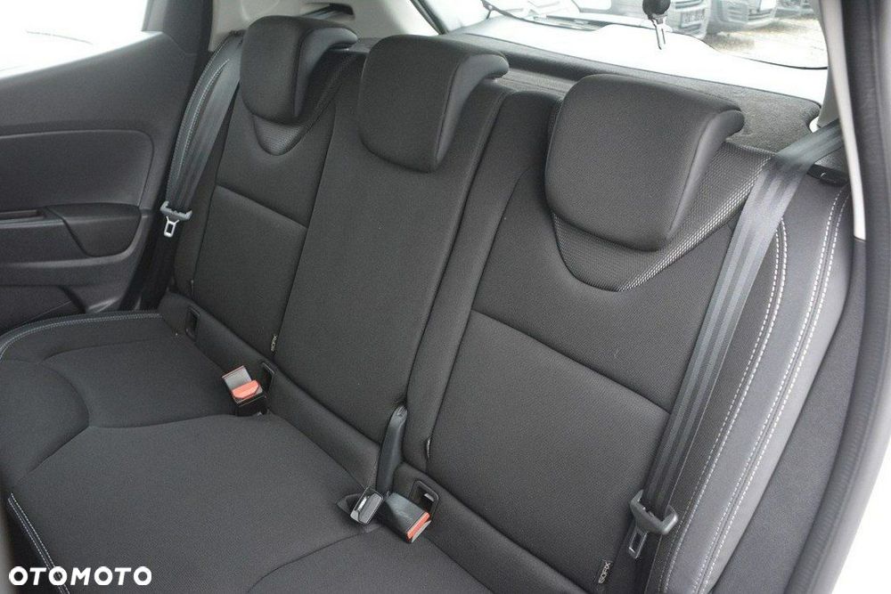 Renault Clio - 28