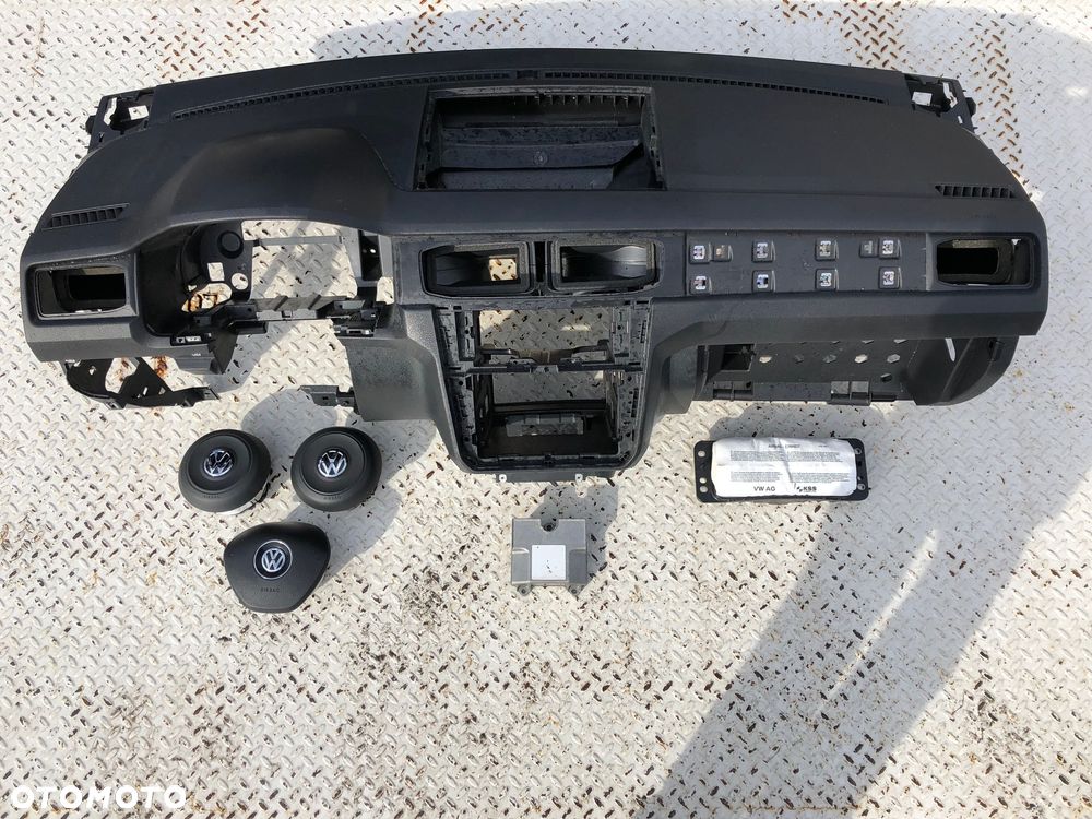 VW CADDY 4 IV 2K5 DESKA KONSOLA KOKPIT PULPIT PÓŁKA PARAPET AIR BAG AIRBAG PODUSZKI PASY PAS orygina - 5