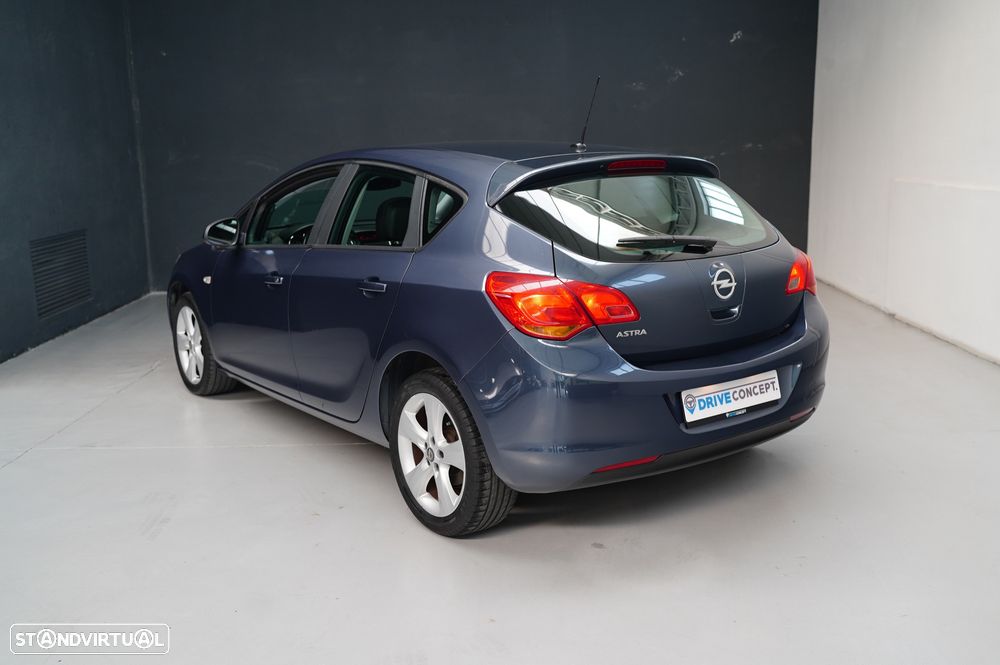 Opel Astra 1.4 Cosmo S/S - 14