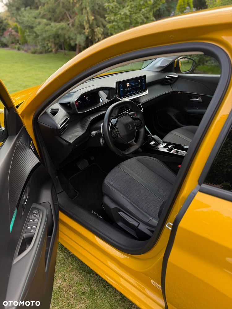 Peugeot 208 - 7
