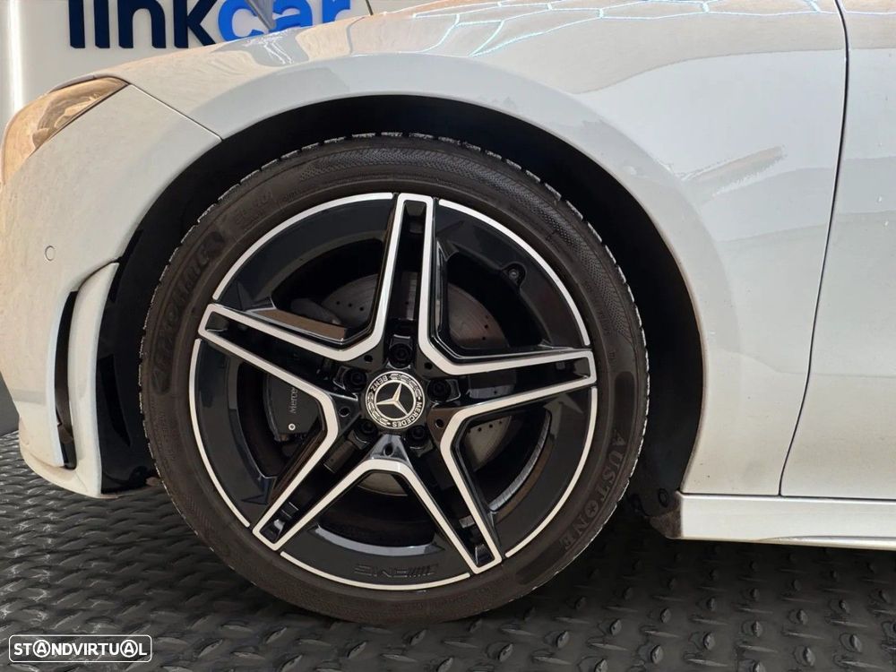 Mercedes-Benz CLA 200 d - 11