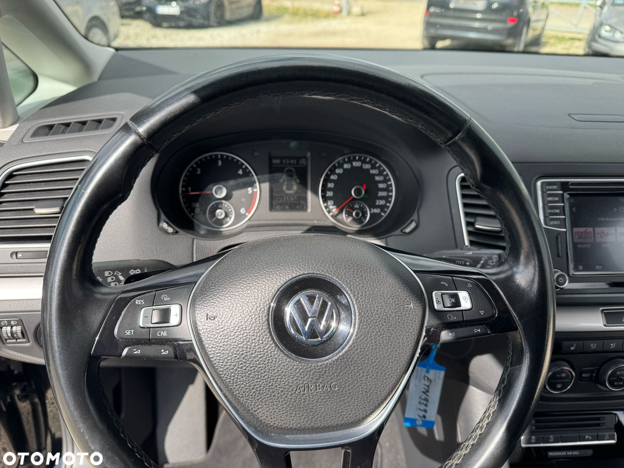 Volkswagen Sharan 2.0 TDI DSG (BlueMotion Technology) Trendline - 21