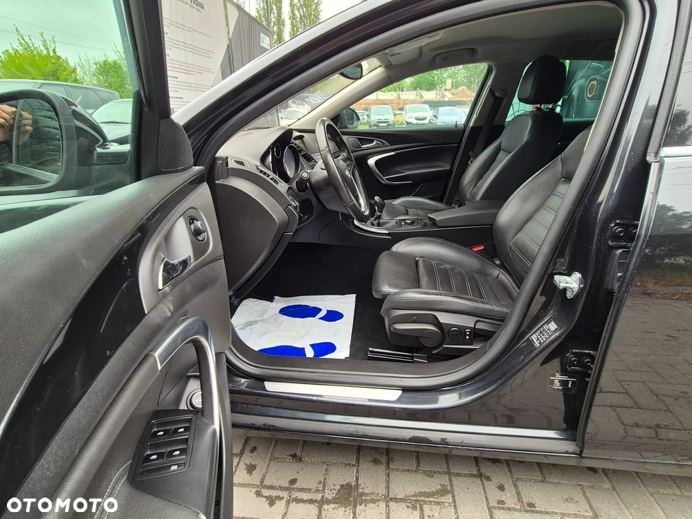 Opel Insignia 1.4 T Cosmo S&S - 24