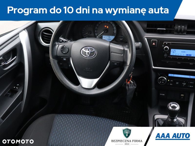Toyota Auris - 8