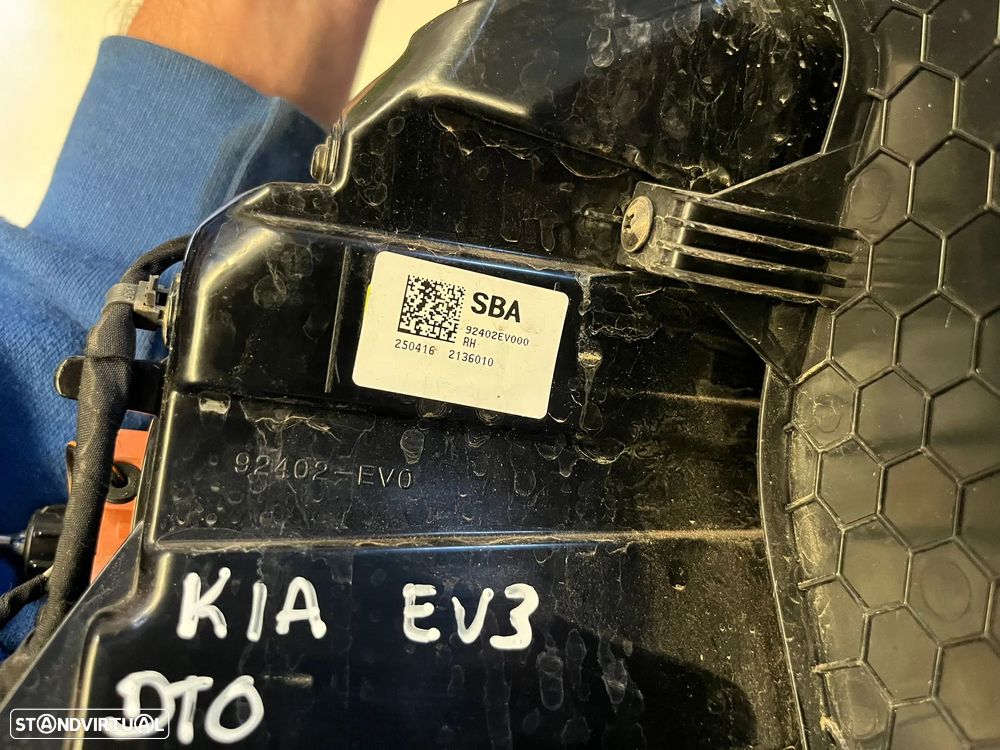 Kia EV3 - FAROLIM DIREITO - FT520 - 6
