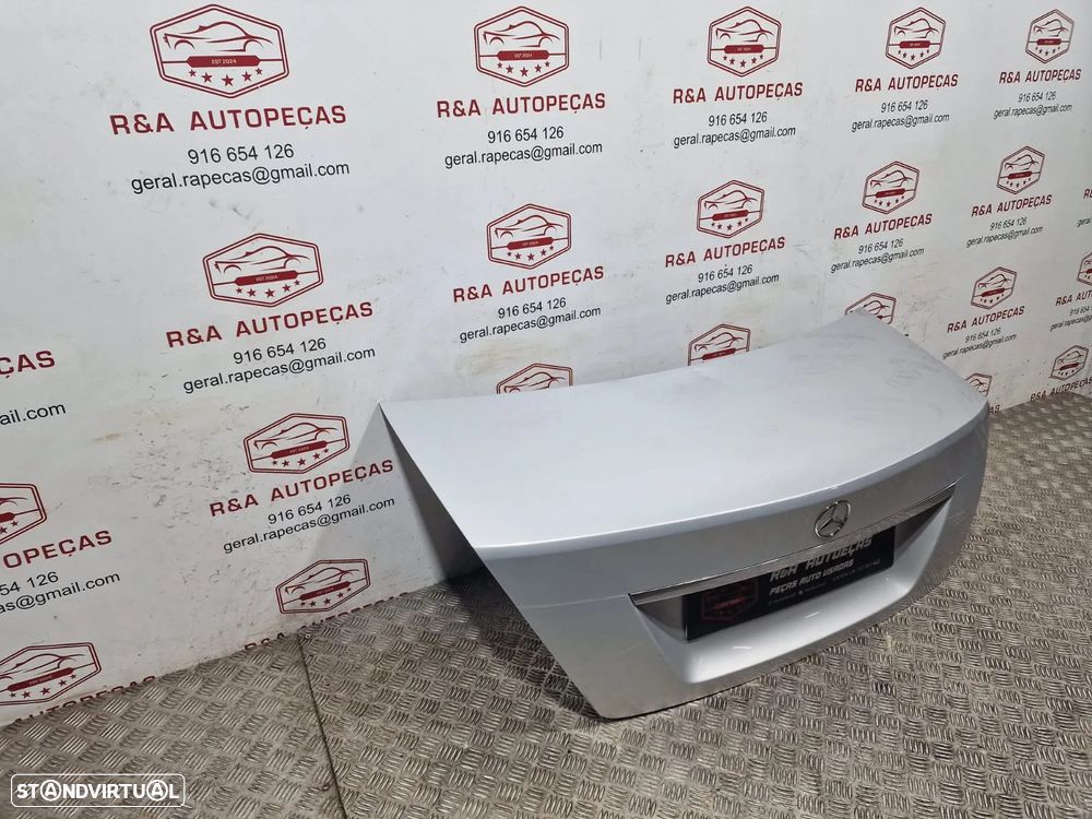 Tampa de Mala Mercedes W204 Sedan Original - 4
