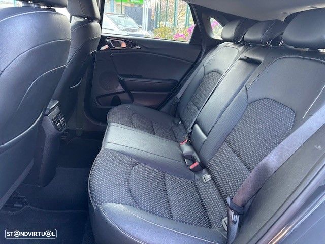 Kia Ceed 1.6 CRDi TX - 20