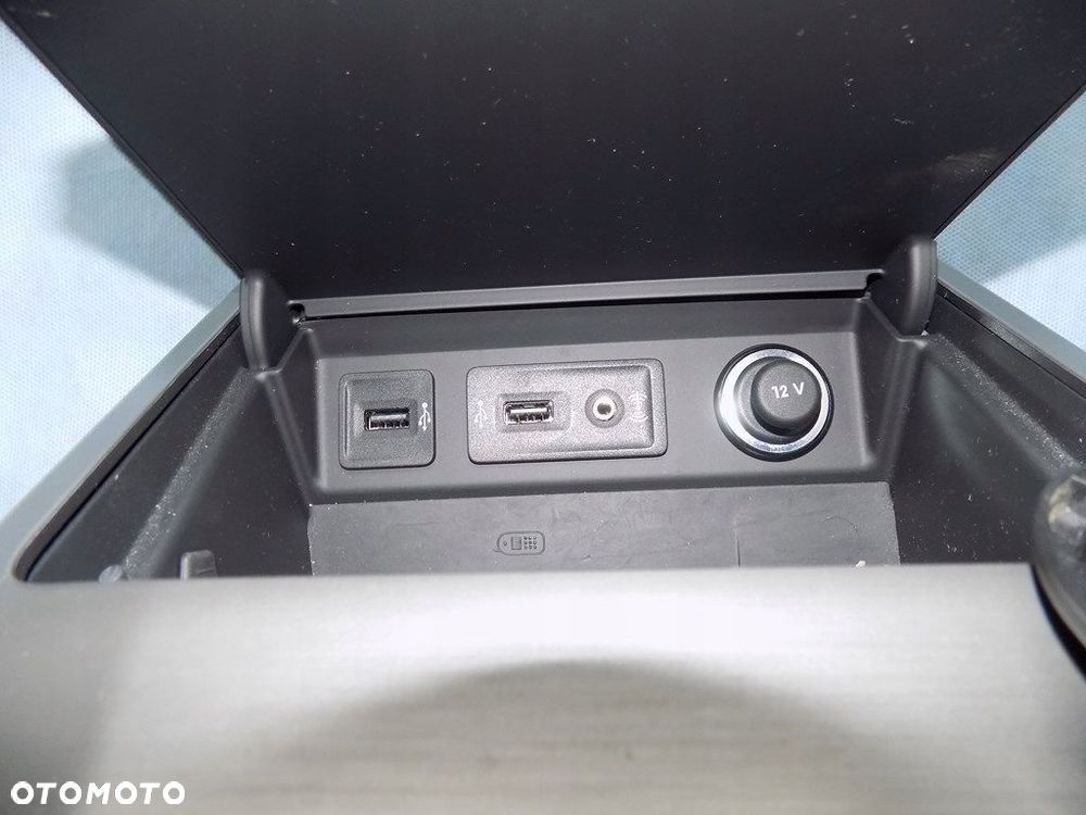 DW GOLF 7 SPORTSVAN PANEL TUNELU GAŁKA PRZYCISKI - 1