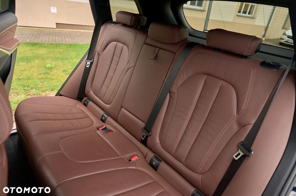 BMW X5 xDrive40i mHEV - 28