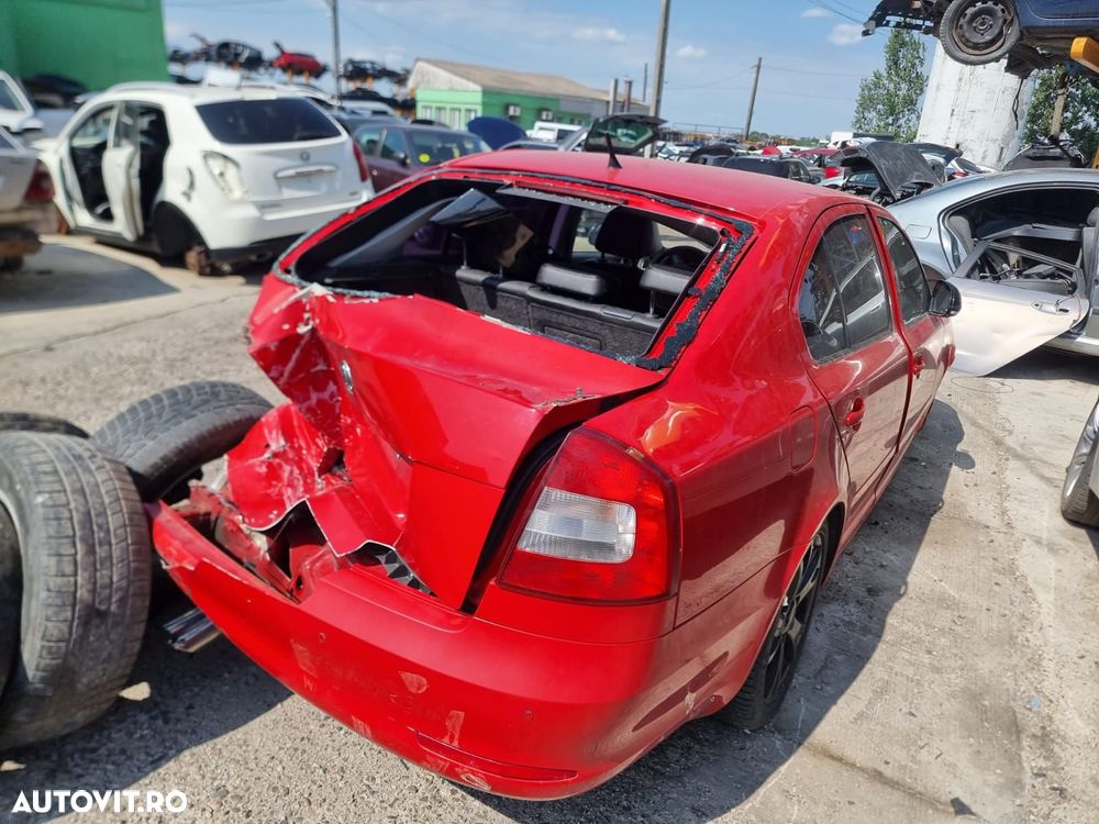 Geam stanga spate Skoda Octavia 2 [facelift] [2008 - 2013] 1.4 tsi CA - 3