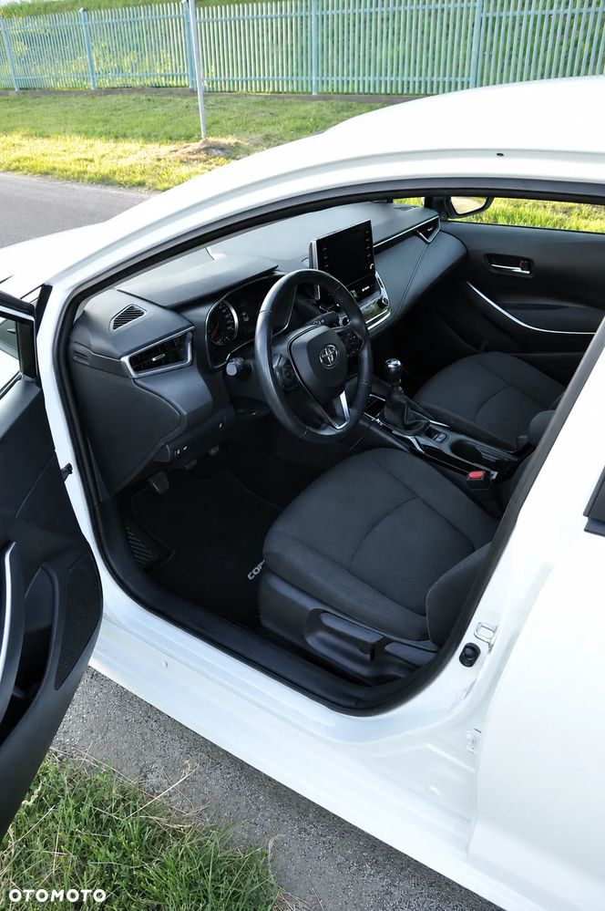Toyota Corolla 1.6 Comfort - 13