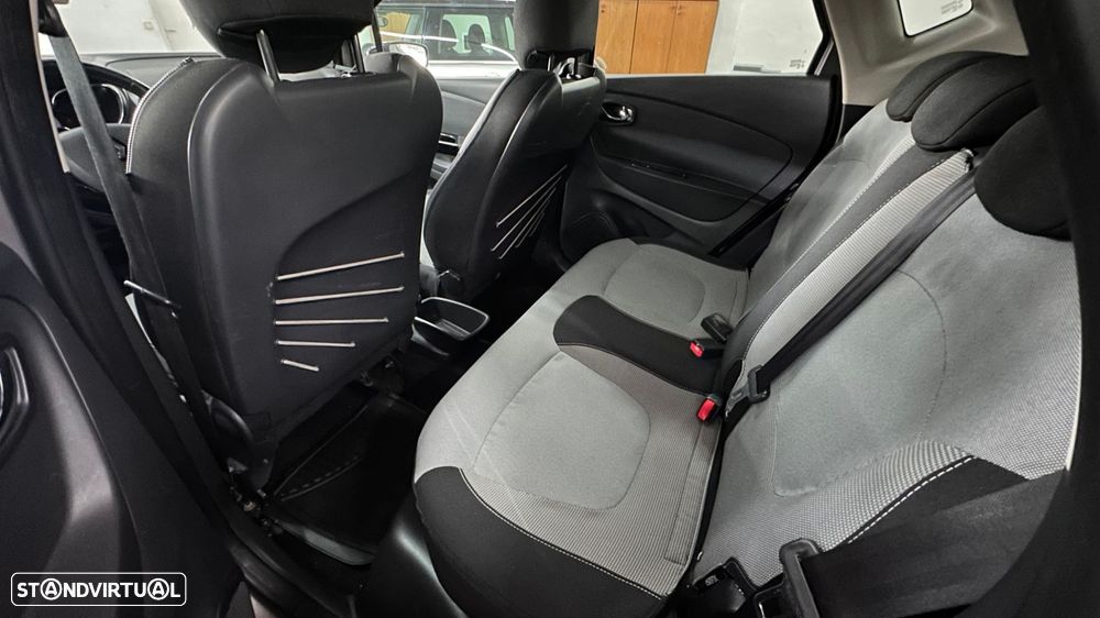 Renault Captur 1.5 dCi Exclusive - 6
