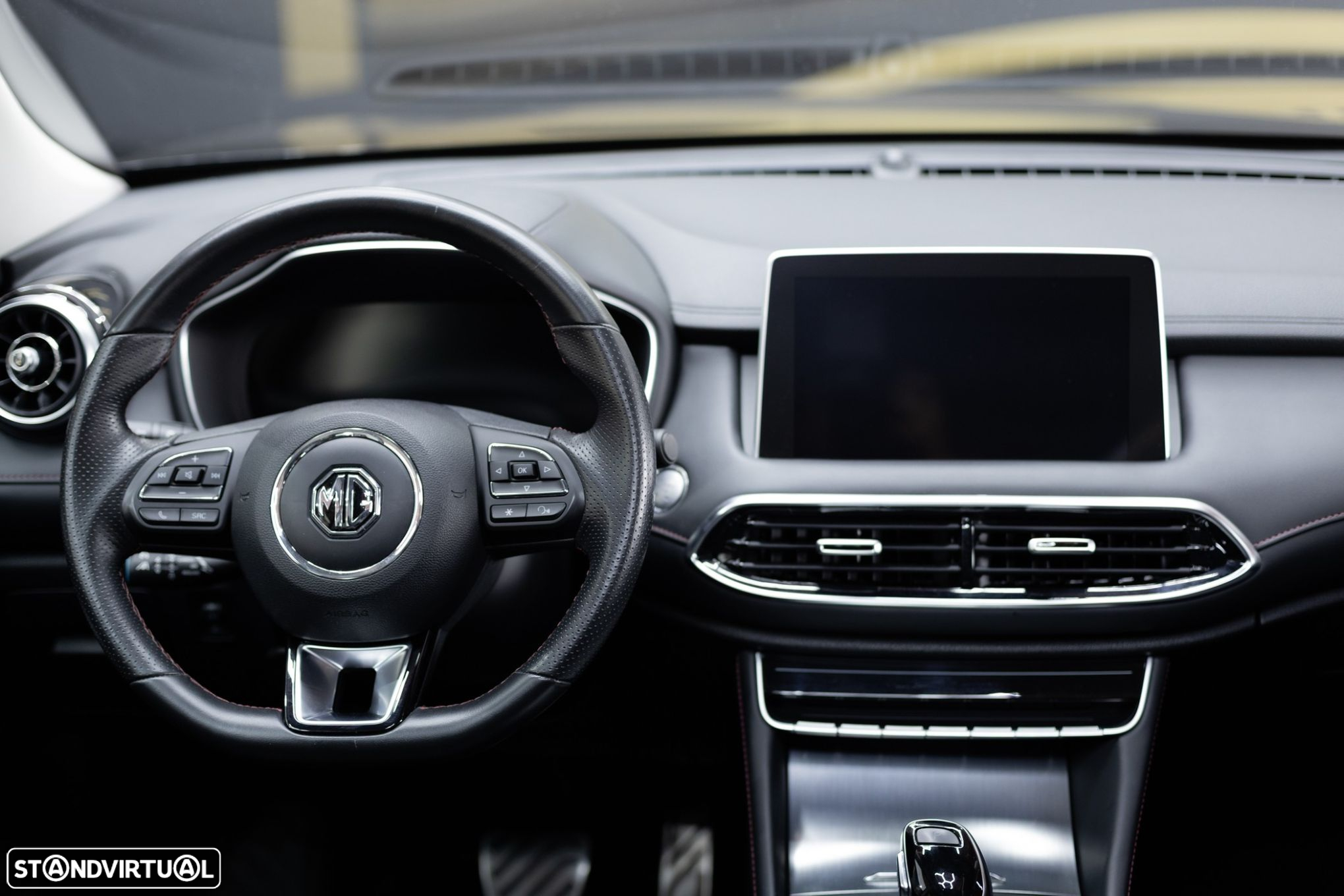 MG EHS 1.5T-GDI PHEV Luxury - 24