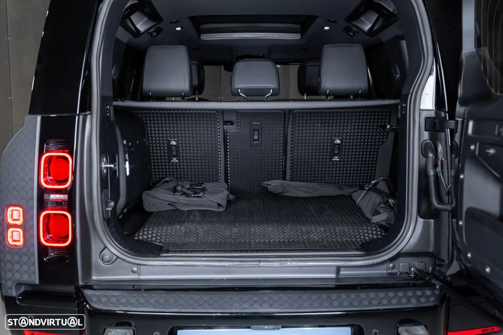 Land Rover Defender 2.0 P400e 110 AWD X-Dynamic HSE - 7