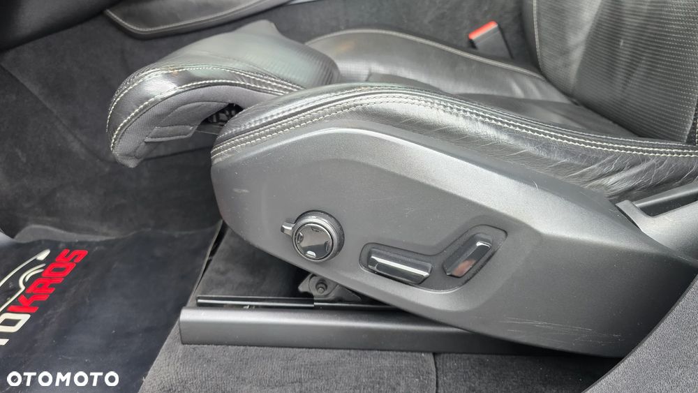 Volvo XC 90 D5 AWD Geartronic Inscription - 36