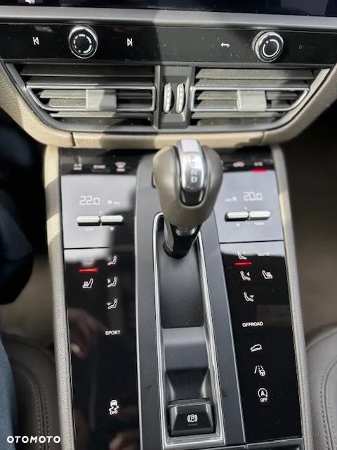 Porsche Macan - 19