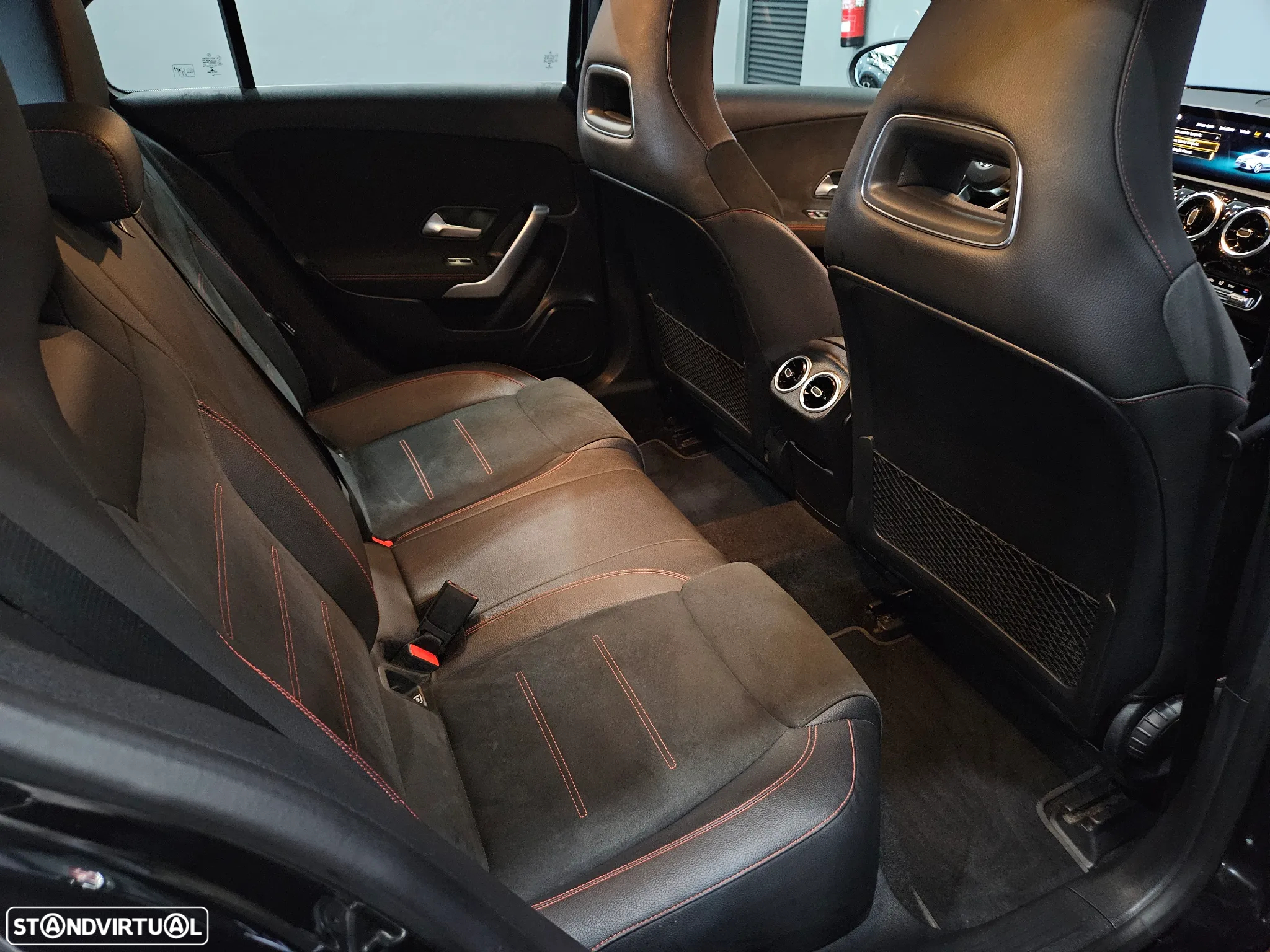 Mercedes-Benz A 160 AMG Line - 24