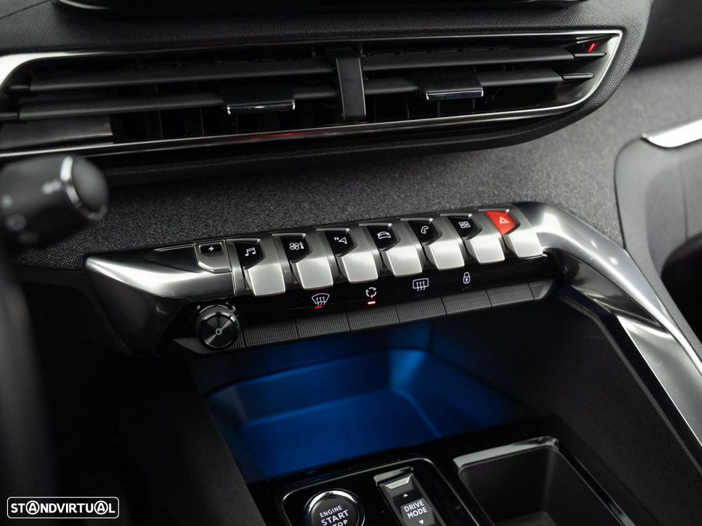 Peugeot 3008 1.6 Hybrid Allure e-EAT8 - 28