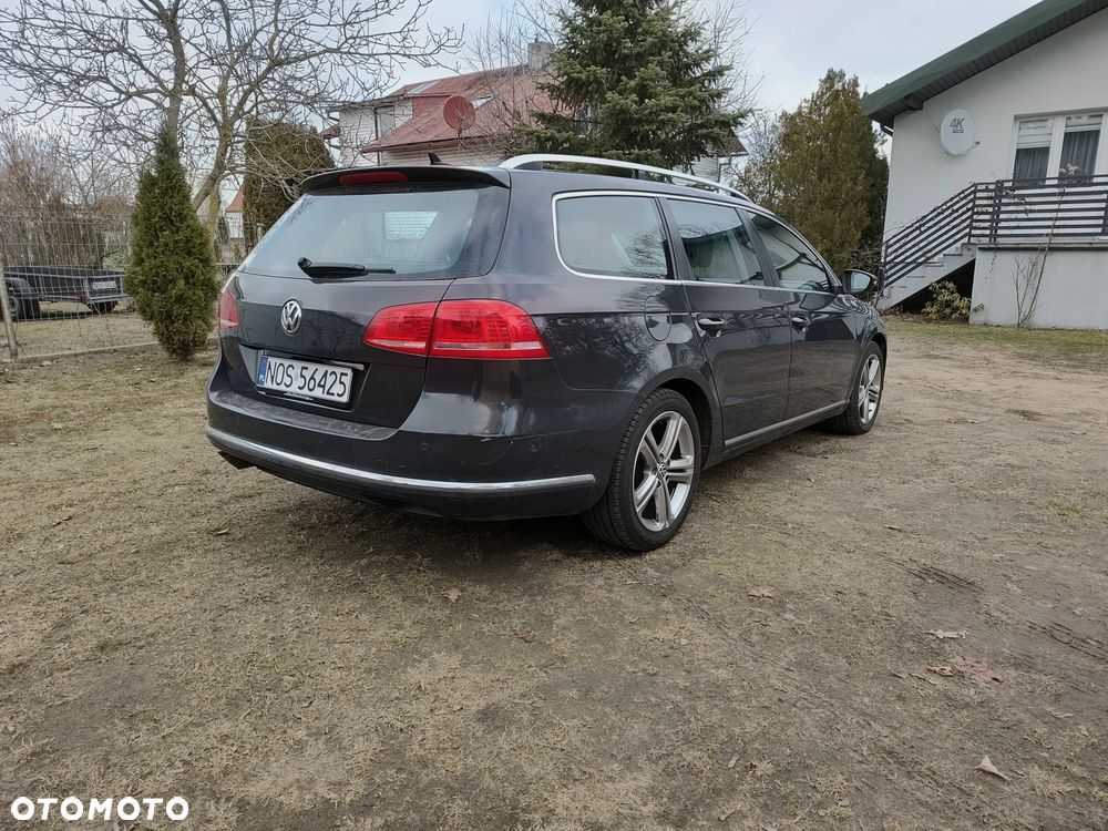 Volkswagen Passat 2.0 TDI DPF BlueMotion Technology Comfortline - 4