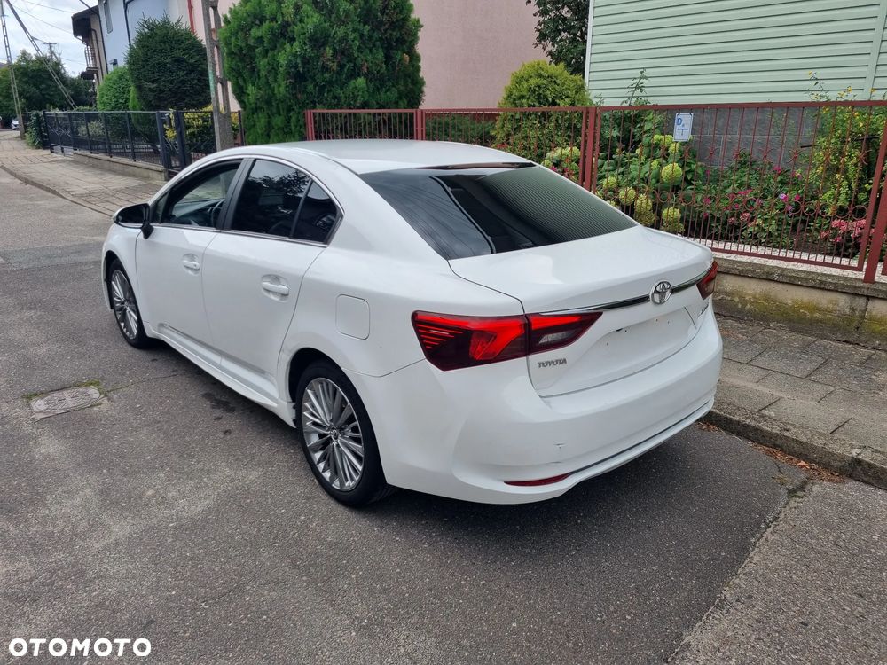 Toyota Avensis - 3