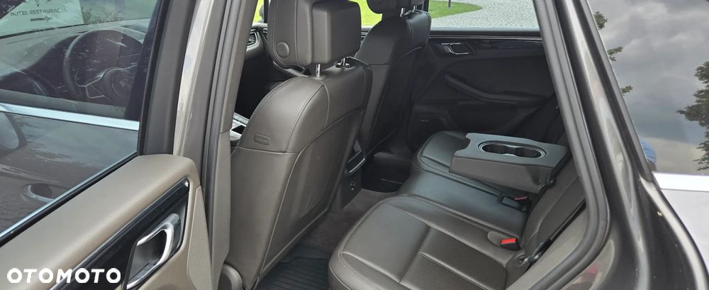 Porsche Macan - 15